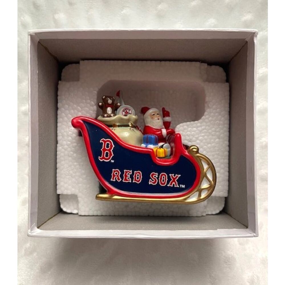 Boston Red Sox 2008 Danbury Mint Holiday Santa's Sleigh Christmas Ornament-NIB